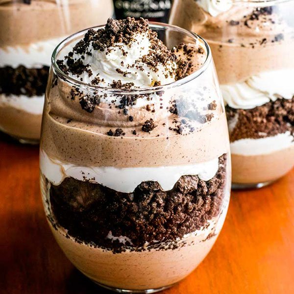Baileys Cookies and Cream Parfaits