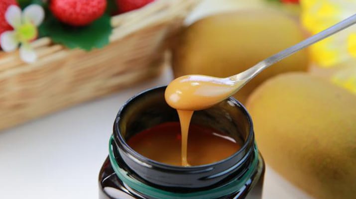 diffrence between manuka & regular honey