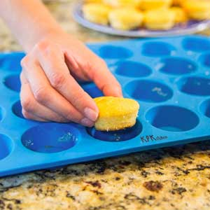 silicone muffin baking pan