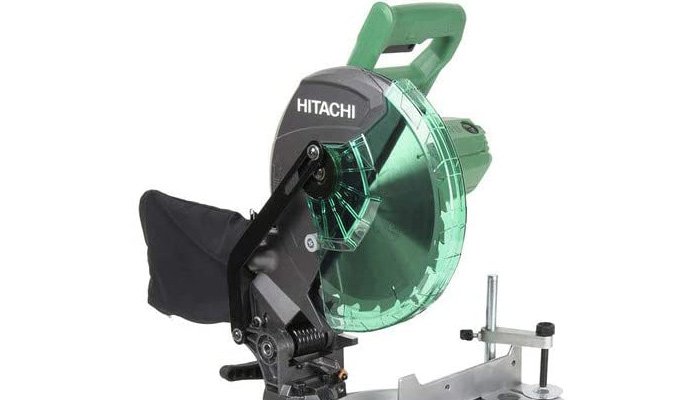 dust collection system for cleaning and bevel range for precision